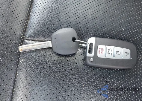 2014 Hyundai Veloster Turbo W/Blue z USA, uszkodzony, nr VIN KMHTC6AE2EU208720